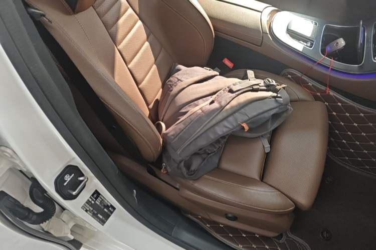 Used Mercedes-Benz E-Class 2022 E 260 L Sport Edition Right Front Seat