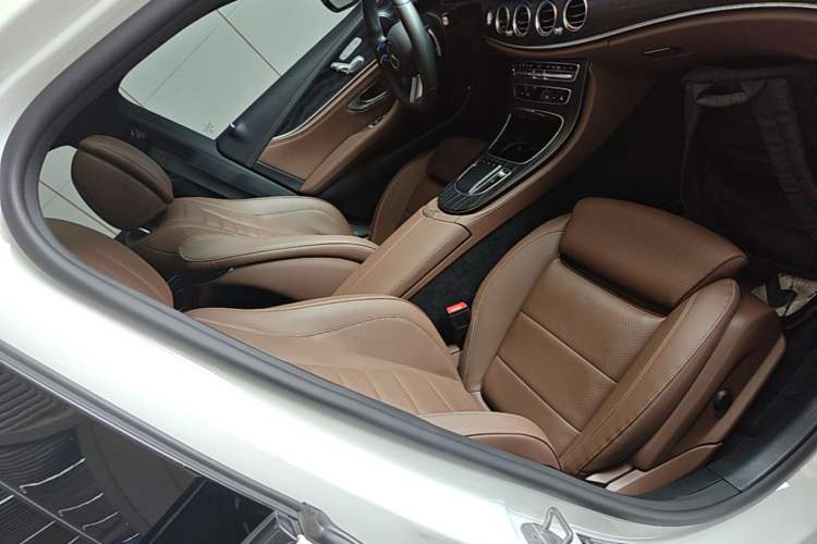 Used Mercedes-Benz E-Class 2022 E 260 L Sport Edition Right Front Seat