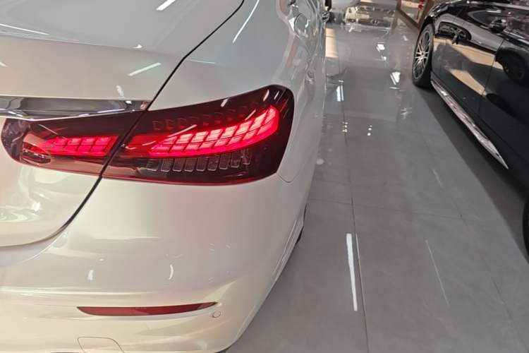 Used Mercedes-Benz E-Class 2022 E 260 L Sport Edition Right Rear Taillight