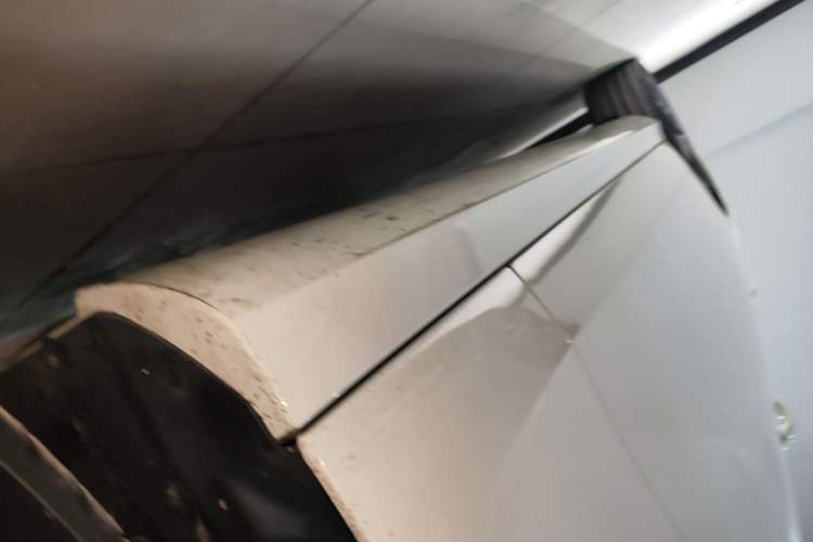 Used Mercedes-Benz E-Class 2022 E 260 Stylish Sports Edition Right Side Sill