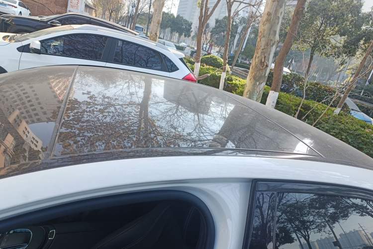 Used Mercedes-Benz E-Class 2022 E 260 Stylish Sports Edition Roof