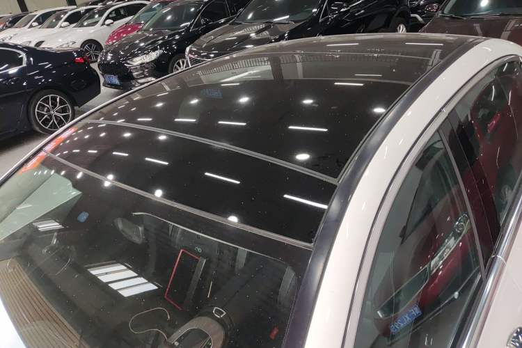 Used Mercedes-Benz E-Class 2022 E 260 L Sport Edition Roof