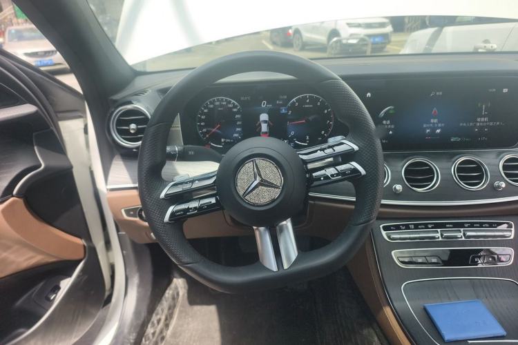 Used Mercedes-Benz E-Class 2022 Revised E 300 L Sporty and Stylish Edition Steering Wheel