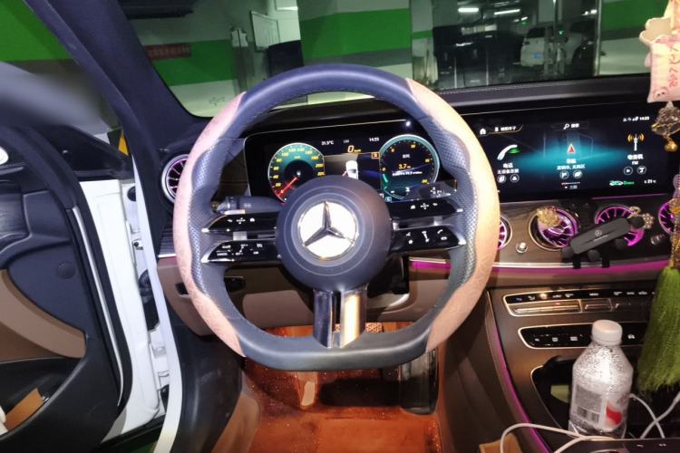 Used Mercedes-Benz E-Class 2022 Revised E 300 L Sporty and Stylish Edition Steering Wheel