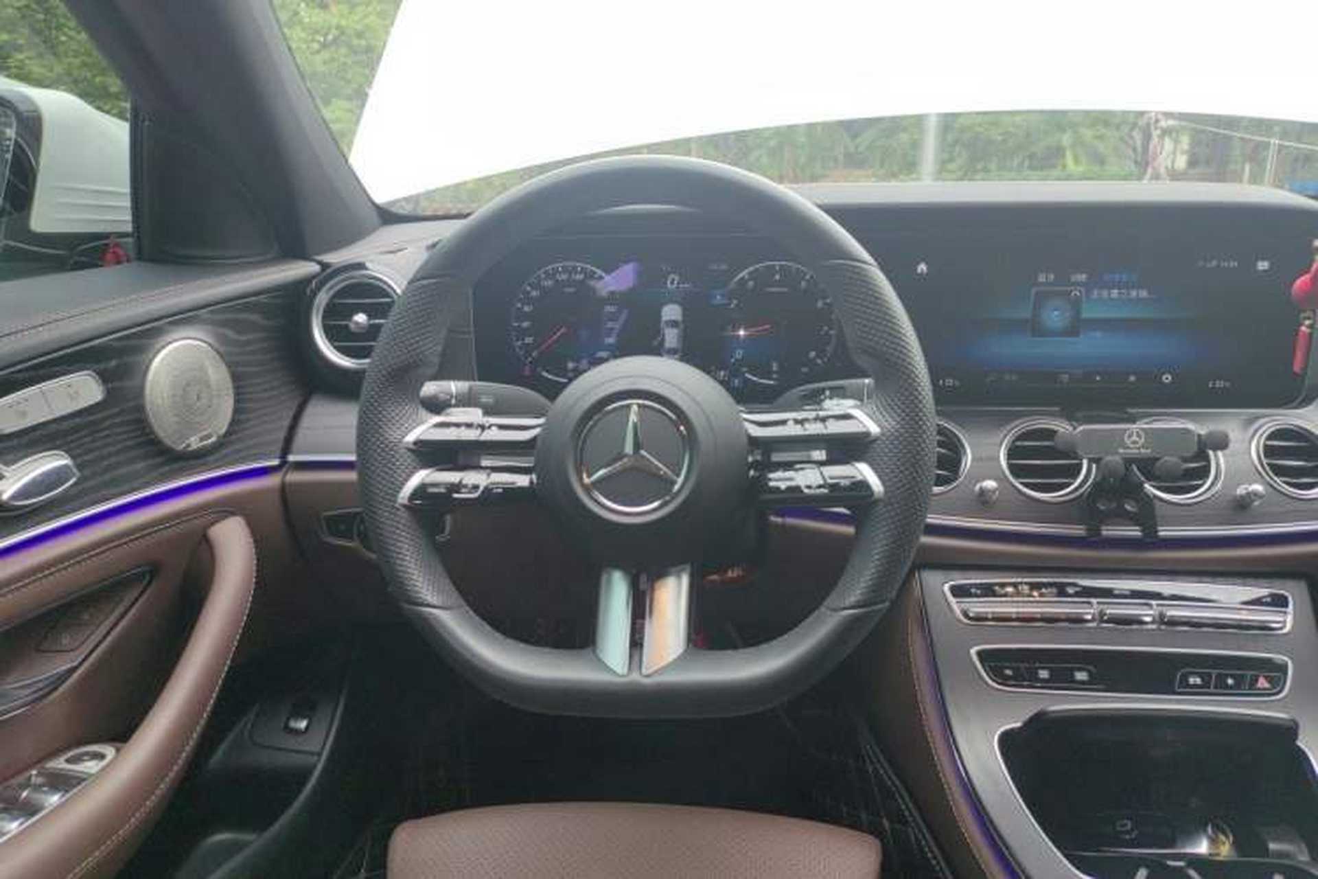 Used Mercedes-Benz E-Class 2022 Revised E 300 L Sport Luxury Edition Steering Wheel