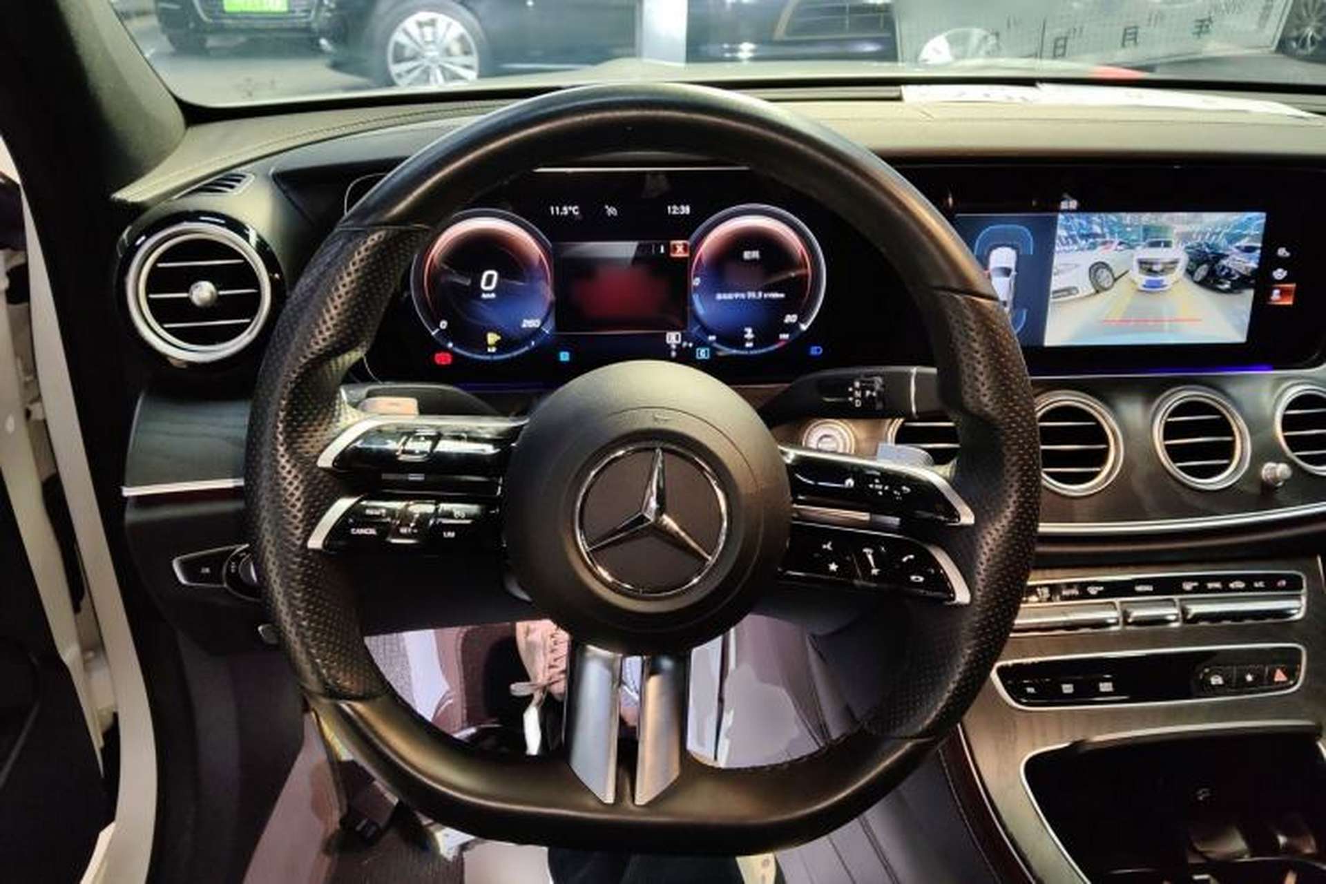 Used Mercedes-Benz E-Class 2022 E 260 Stylish Sports Edition Steering Wheel