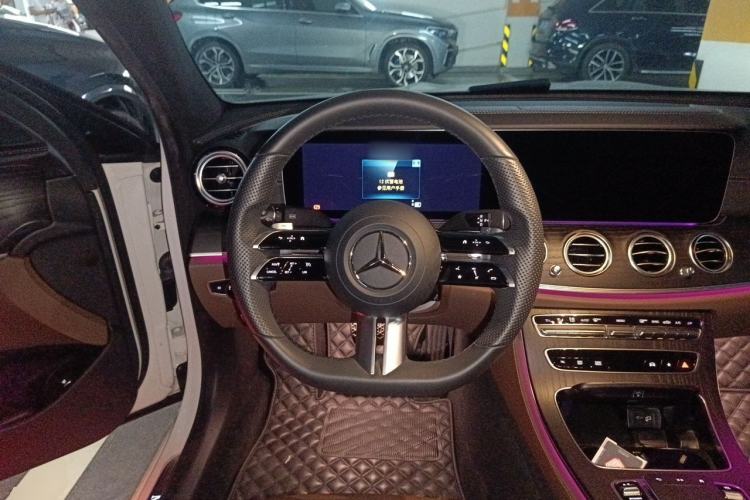 Used Mercedes-Benz E-Class 2022 Revised E 300 L Sporty and Stylish Edition Steering Wheel