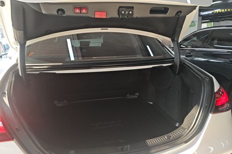 Used Mercedes-Benz E-Class 2022 E 260 L Sport Edition Trunk