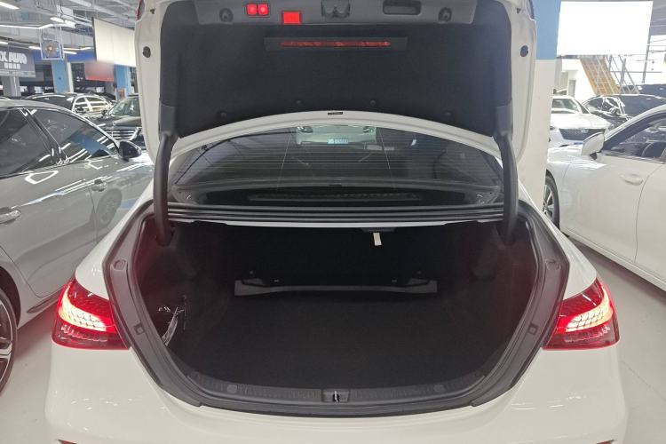 Used Mercedes-Benz E-Class 2022 E 300 Stylish Sports Edition Trunk