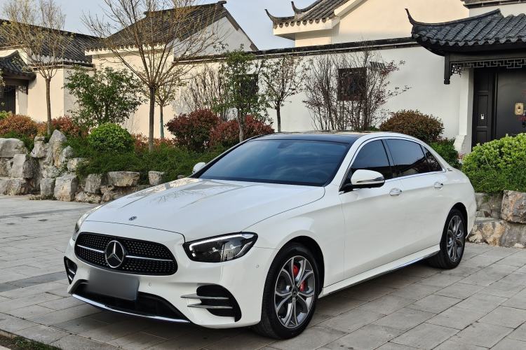 Used Mercedes-Benz E-Class 2022 E 300 L Sporty and Stylish Model Guazi used car, China used car export, Used car for sale, Used  cars, Cheapest cars for sale