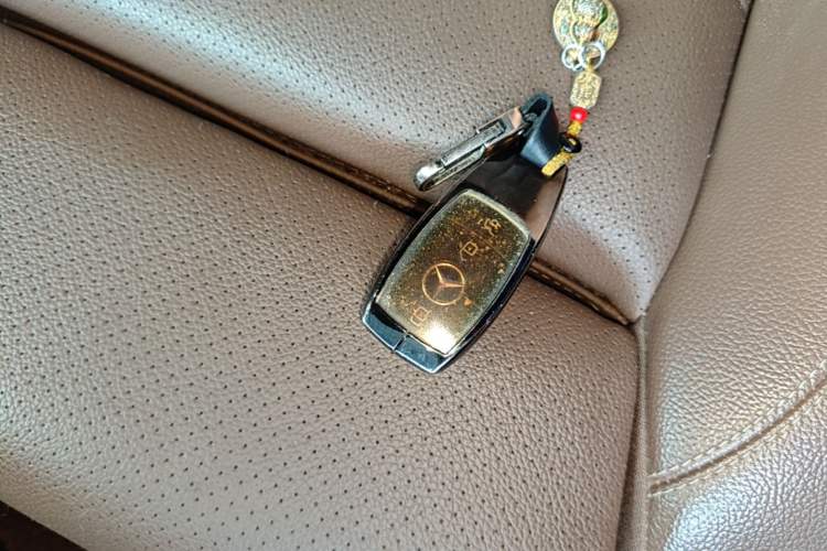 Used Mercedes-Benz E-Class 2022 Revised E 300 L Sport Luxury Edition Vehicle Key