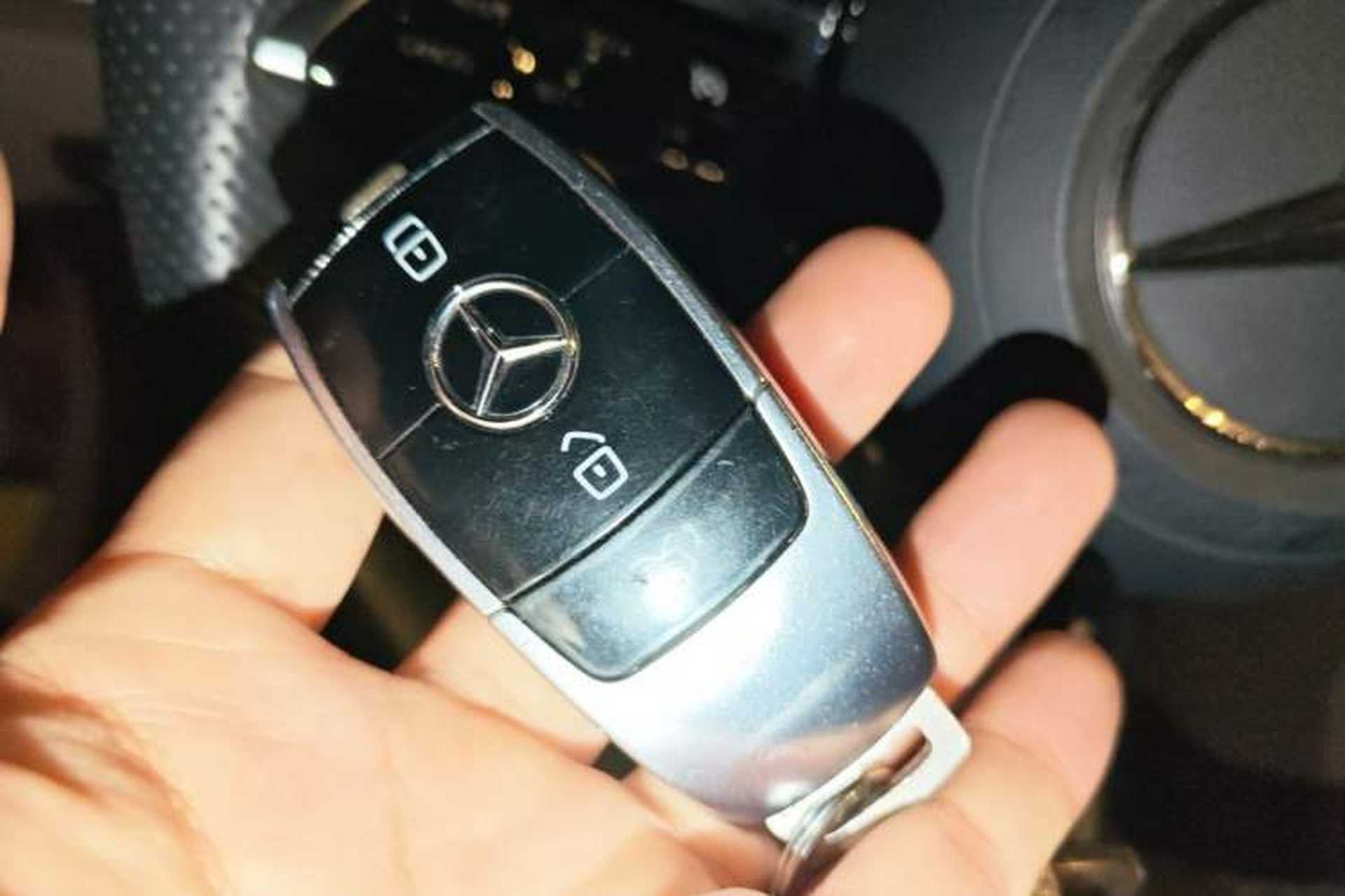 Used Mercedes-Benz E-Class 2022 E 260 L Sport Edition Vehicle Key