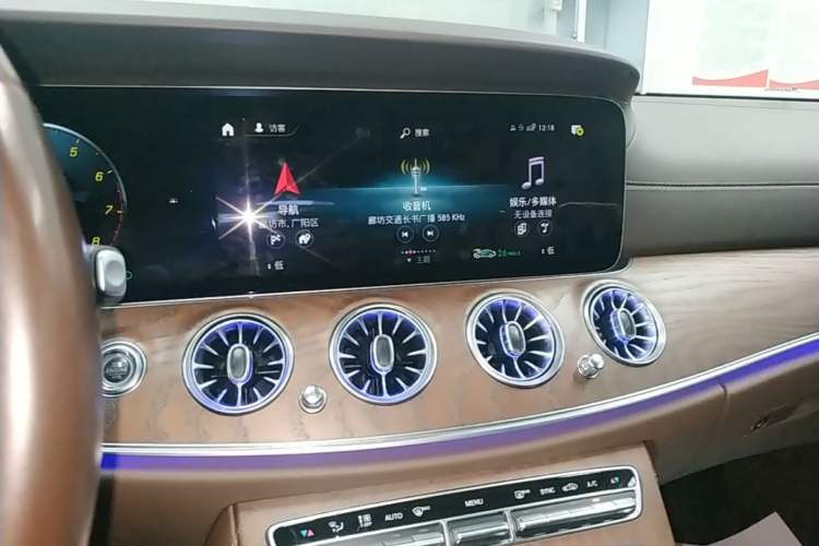 Used Mercedes-Benz E-Class 2023 Updated E 300 L Luxury Edition Audio And AC Panel