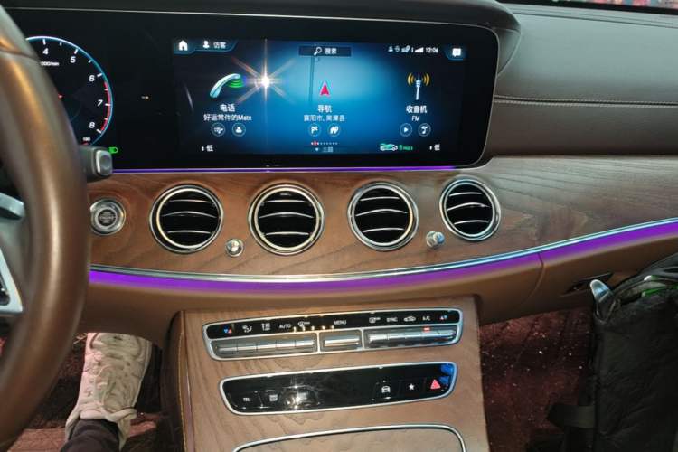 Used Mercedes-Benz E-Class 2023 Updated E 300 L Fashion Edition Audio And AC Panel