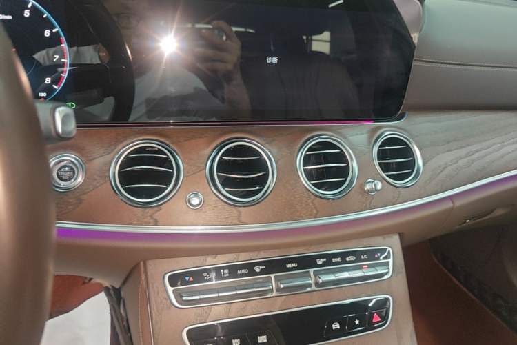 Used Mercedes-Benz E-Class 2023 E 300 L Luxury Model Audio And AC Panel