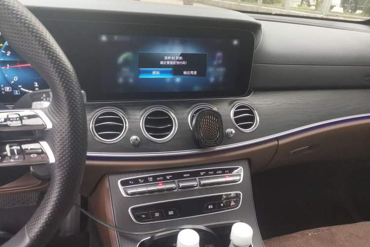 Used Mercedes-Benz E-Class 2023 Restyled E 300 L Sport Luxury Edition Audio And AC Panel