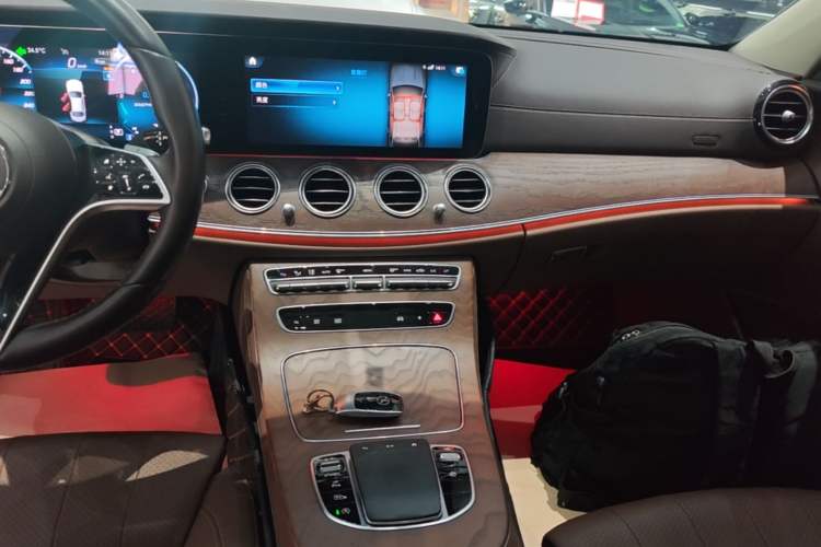 Used Mercedes-Benz E-Class 2023 Facelift E 260 L Audio And AC Panel