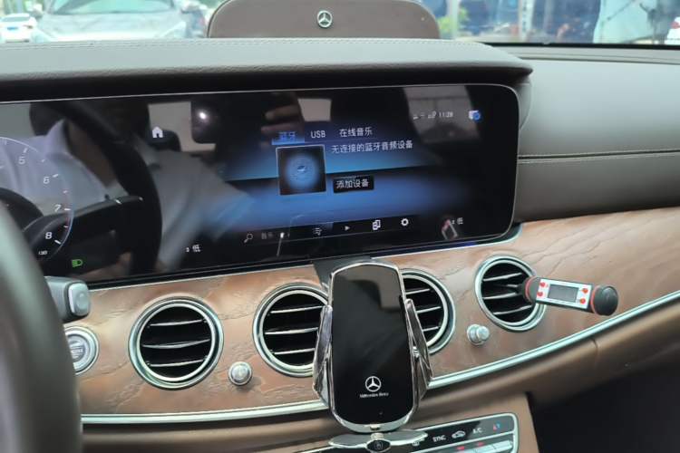 Used Mercedes-Benz E-Class 2023 Facelift E 260 L Audio And AC Panel