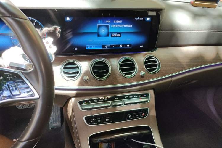 Used Mercedes-Benz E-Class 2023 Facelift E 260 L Audio And AC Panel