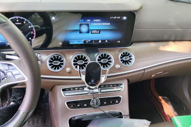 Used Mercedes-Benz E-Class 2023 E 300 L Stylish Model Audio And AC Panel