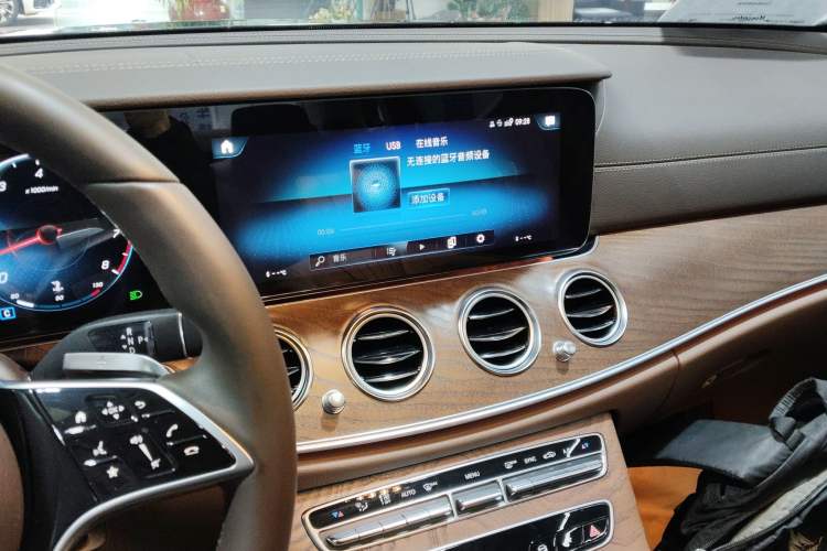 Used Mercedes-Benz E-Class 2023 E 300 L Luxury Model Audio And AC Panel