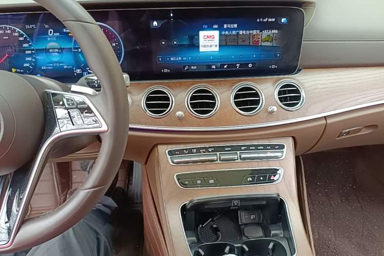 Used Mercedes-Benz E-Class 2023 E 300 L Luxury Model Audio And AC Panel