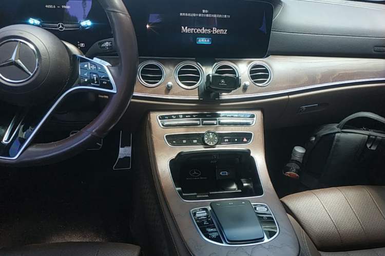 Used Mercedes-Benz E-Class 2023 E 260 L Audio And AC Panel