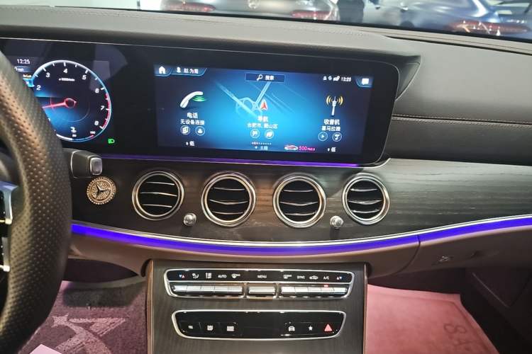 Used Mercedes-Benz E-Class 2023 E 300 L Sport Luxury Edition Audio And AC Panel