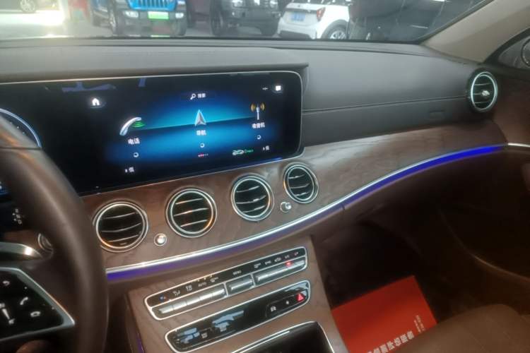 Used Mercedes-Benz E-Class 2023 E 260 L Audio And AC Panel