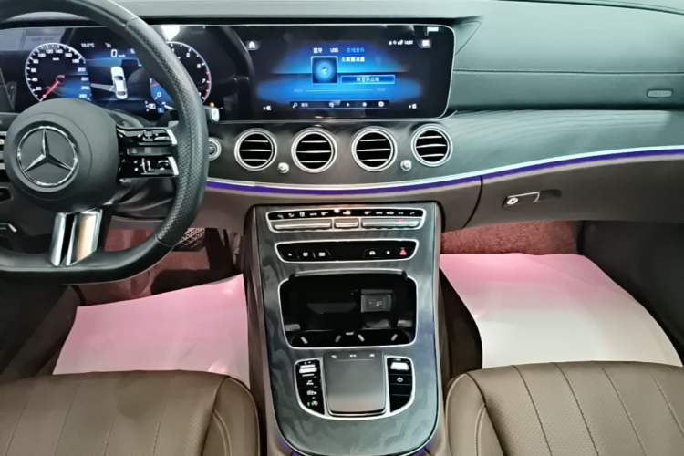 Used Mercedes-Benz E-Class 2023 E 300 Stylish Sports Edition Audio And AC Panel