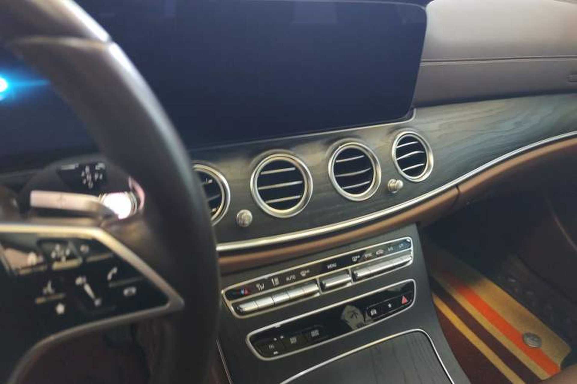 Used Mercedes-Benz E-Class 2023 E 260 L Audio And AC Panel