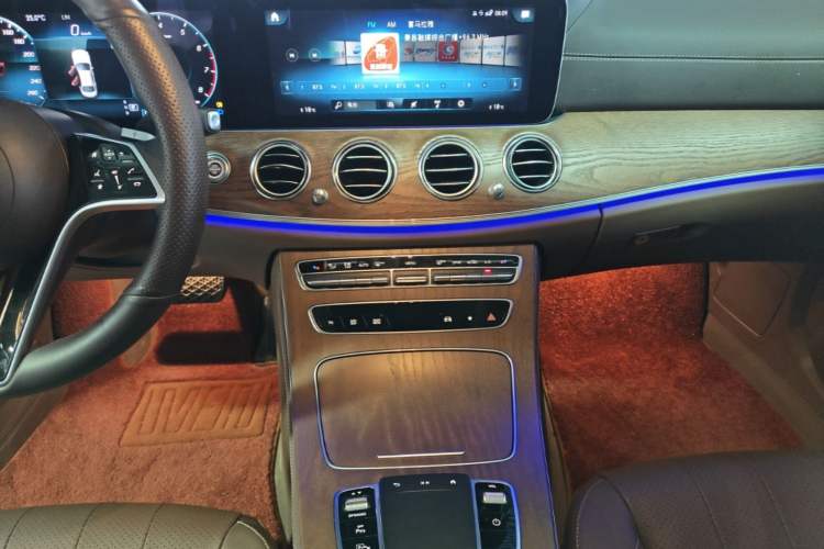 Used Mercedes-Benz E-Class 2023 Updated E 300 L Fashion Edition Audio And AC Panel