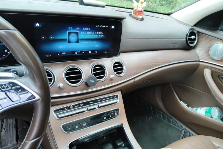 Used Mercedes-Benz E-Class 2023 E 300 L Luxury Model Audio And AC Panel