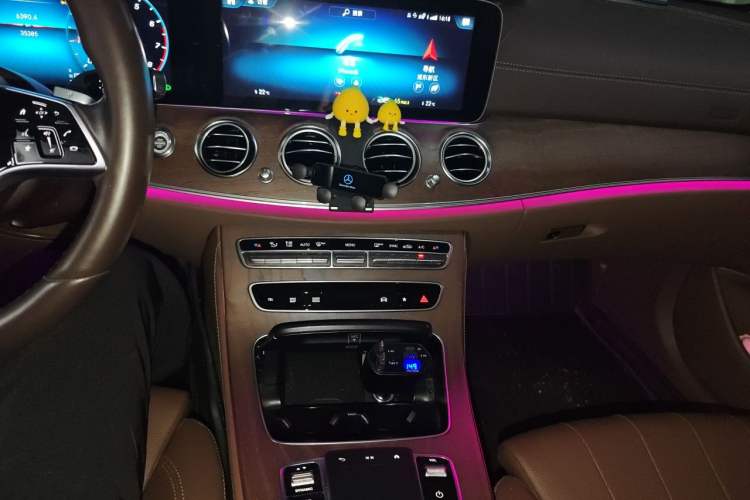 Used Mercedes-Benz E-Class 2023 E 260 L Audio And AC Panel