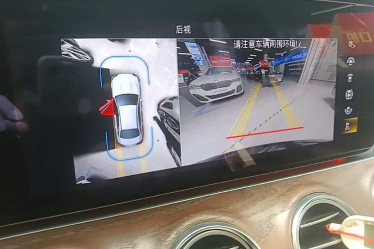 Used Mercedes-Benz E-Class 2023 Updated E 300 L Fashion Edition Audio And AC Panel