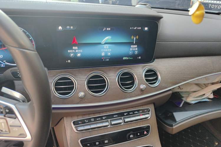 Used Mercedes-Benz E-Class 2023 E 300 L Luxury Model Audio And AC Panel