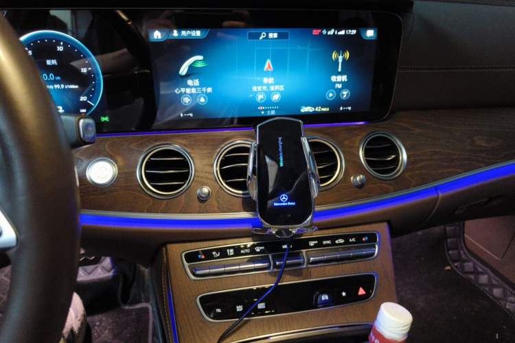Used Mercedes-Benz E-Class 2023 Updated E 300 L Luxury Edition Audio And AC Panel