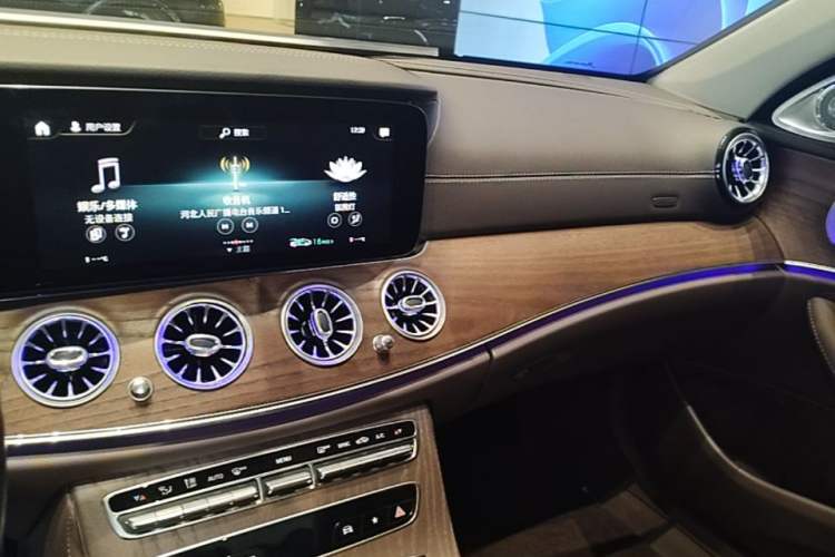 Used Mercedes-Benz E-Class 2023 Updated E 300 L Luxury Edition Audio And AC Panel