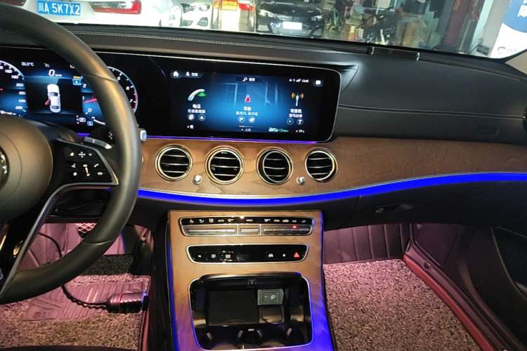Used Mercedes-Benz E-Class 2023 E 260 L Audio And AC Panel