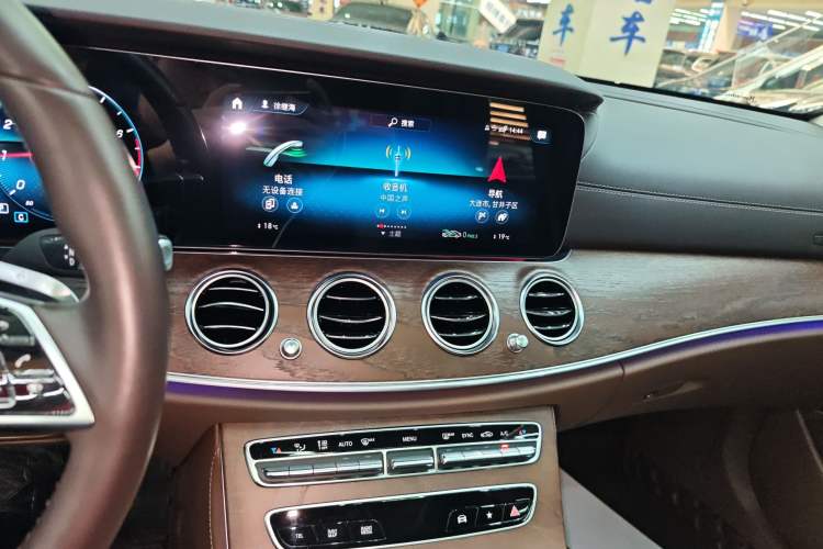 Used Mercedes-Benz E-Class 2023 E 300 L Stylish Model Audio And AC Panel