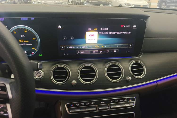 Used Mercedes-Benz E-Class 2023 Restyled E 260 L Sport Edition Audio And AC Panel