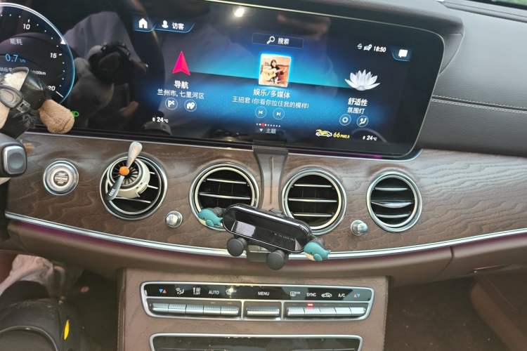 Used Mercedes-Benz E-Class 2023 Updated E 300 L Luxury Edition Audio And AC Panel