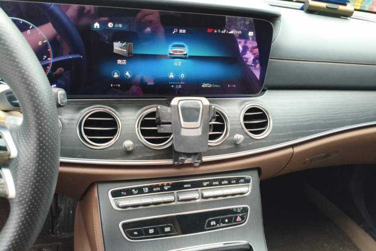 Used Mercedes-Benz E-Class 2023 E 260 L Sport Edition Audio And AC Panel
