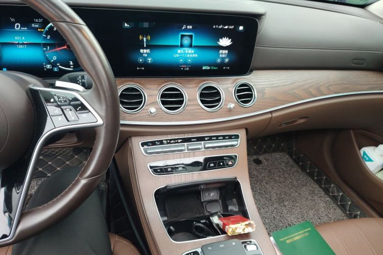 Used Mercedes-Benz E-Class 2023 Updated E 300 L Fashion Edition Audio And AC Panel