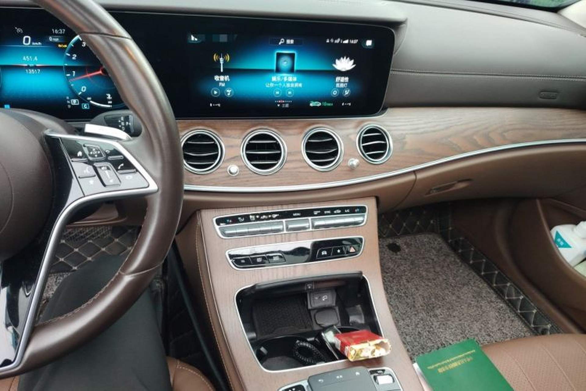 Used Mercedes-Benz E-Class 2023 Updated E 300 L Fashion Edition Audio And AC Panel