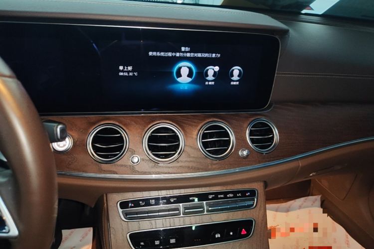Used Mercedes-Benz E-Class 2023 E 260 L Audio And AC Panel