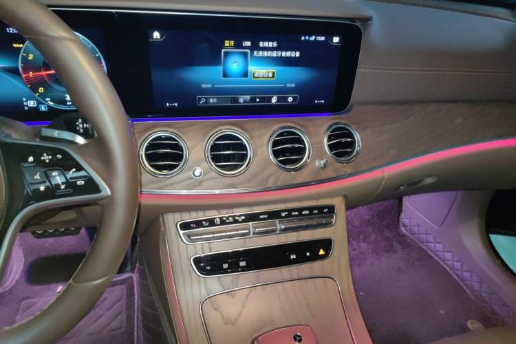 Used Mercedes-Benz E-Class 2023 E 260 L Audio And AC Panel
