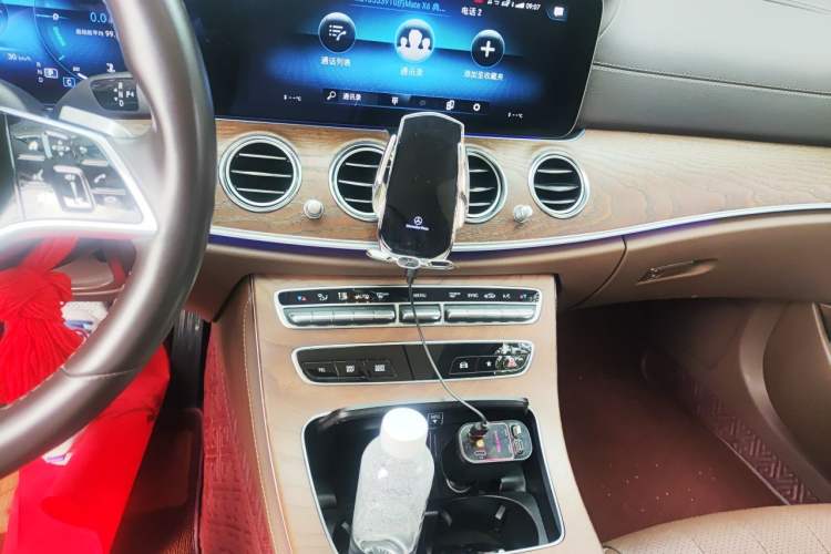 Used Mercedes-Benz E-Class 2023 Updated E 300 L Luxury Edition Audio And AC Panel