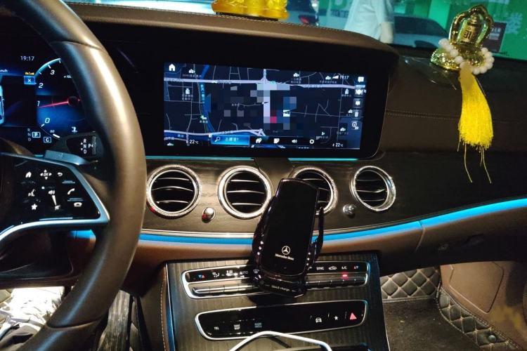 Used Mercedes-Benz E-Class 2023 E 300 L Luxury Model Audio And AC Panel