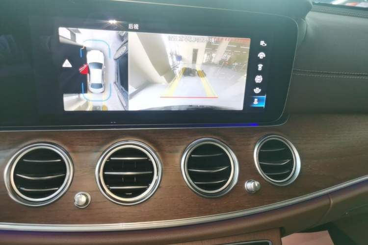 Used Mercedes-Benz E-Class 2023 E 300 L Luxury Model Audio And AC Panel